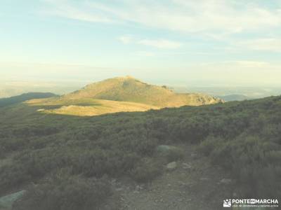 Senderismo Vespertino - Luna Llena; La Maliciosa;actividades para solteros madrid viajes montaña nav